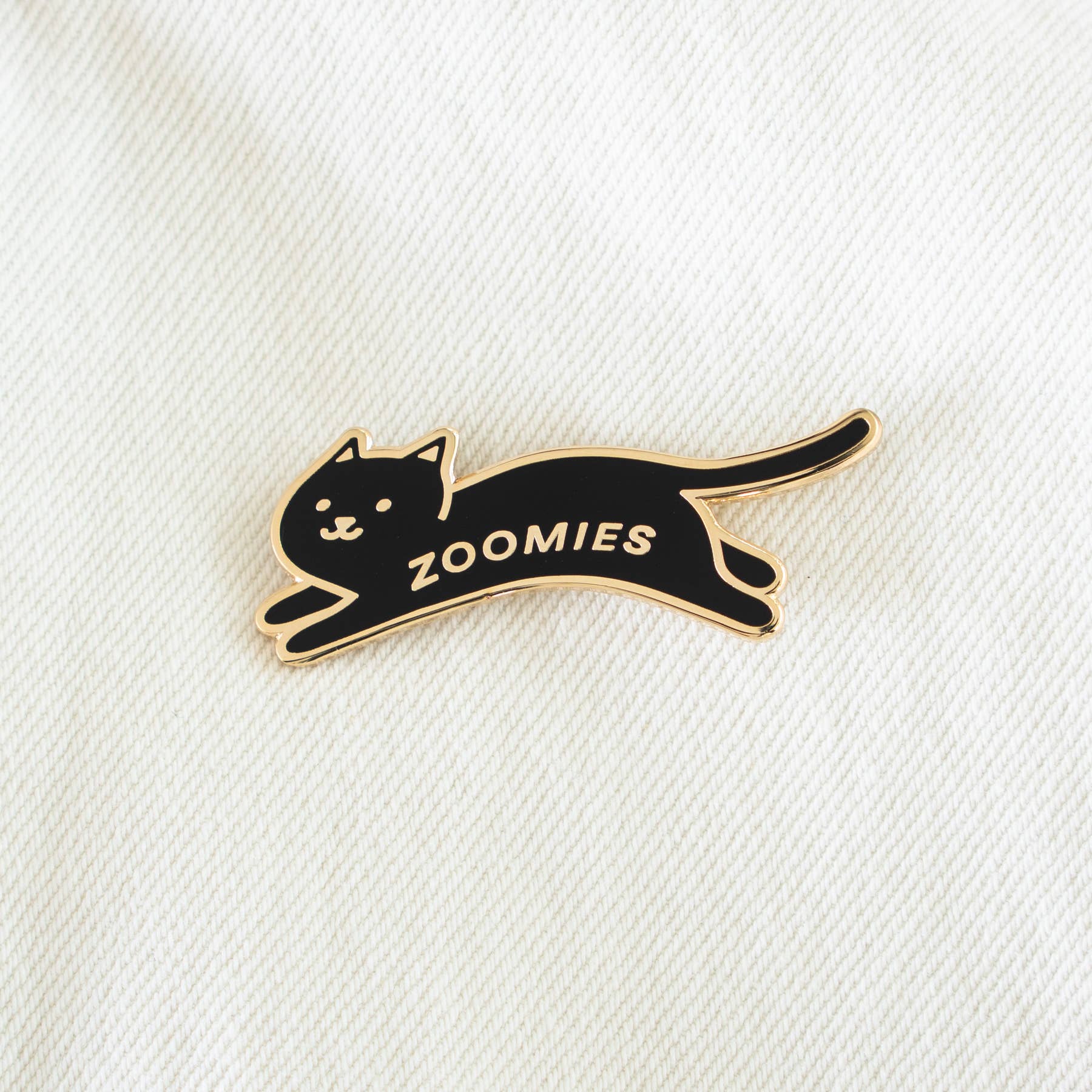 Everyday Olive - Vente Épinglettes/boutons - Broche Zoomies0