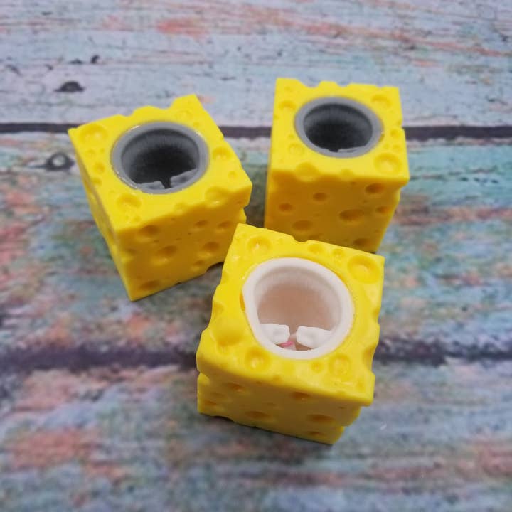 MIAS SHOP – wholesale Fidget toy – Kids – Cheese Mouse Fidget Toys Decompression Evil Cup3