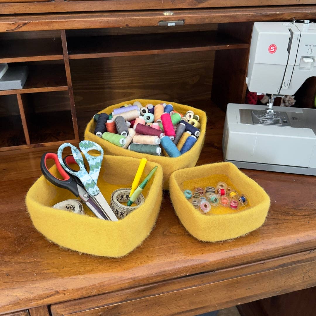 Humble Hilo - Venta al por mayor Bandejas/platos/boles decorativos - Humble Hilo Cuencos de Fieltro Hechos a Mano, Juego de 3 Cuadrados33