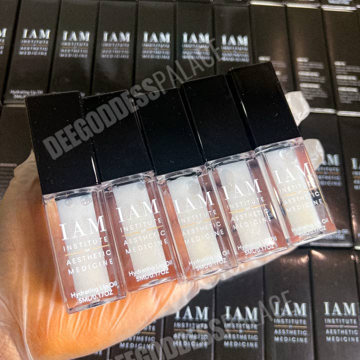 Deegoddesswholesale – Engroshandel Lipgloss – 50 stk. Privat Label Farveskiftende & Fugtgivende Læbeplumpende Olie