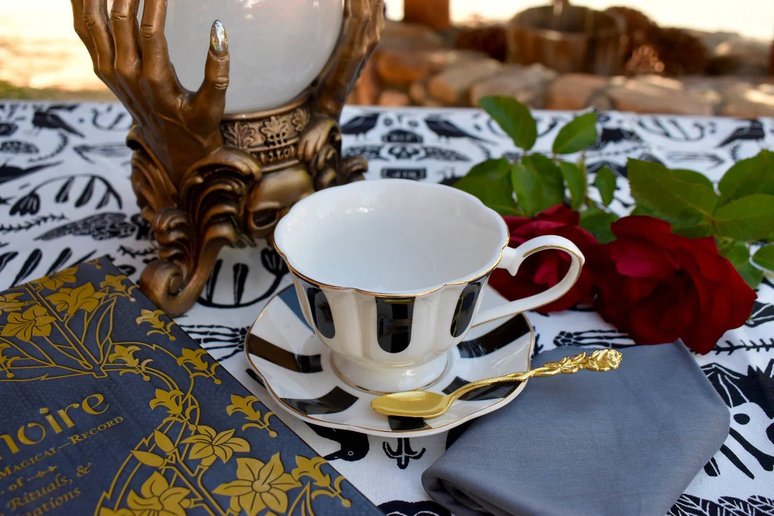 All Little Cute Things - Wholesale Coffee/Tea Cup - Mad Hatter Tea Party Black White Teacup and Saucer