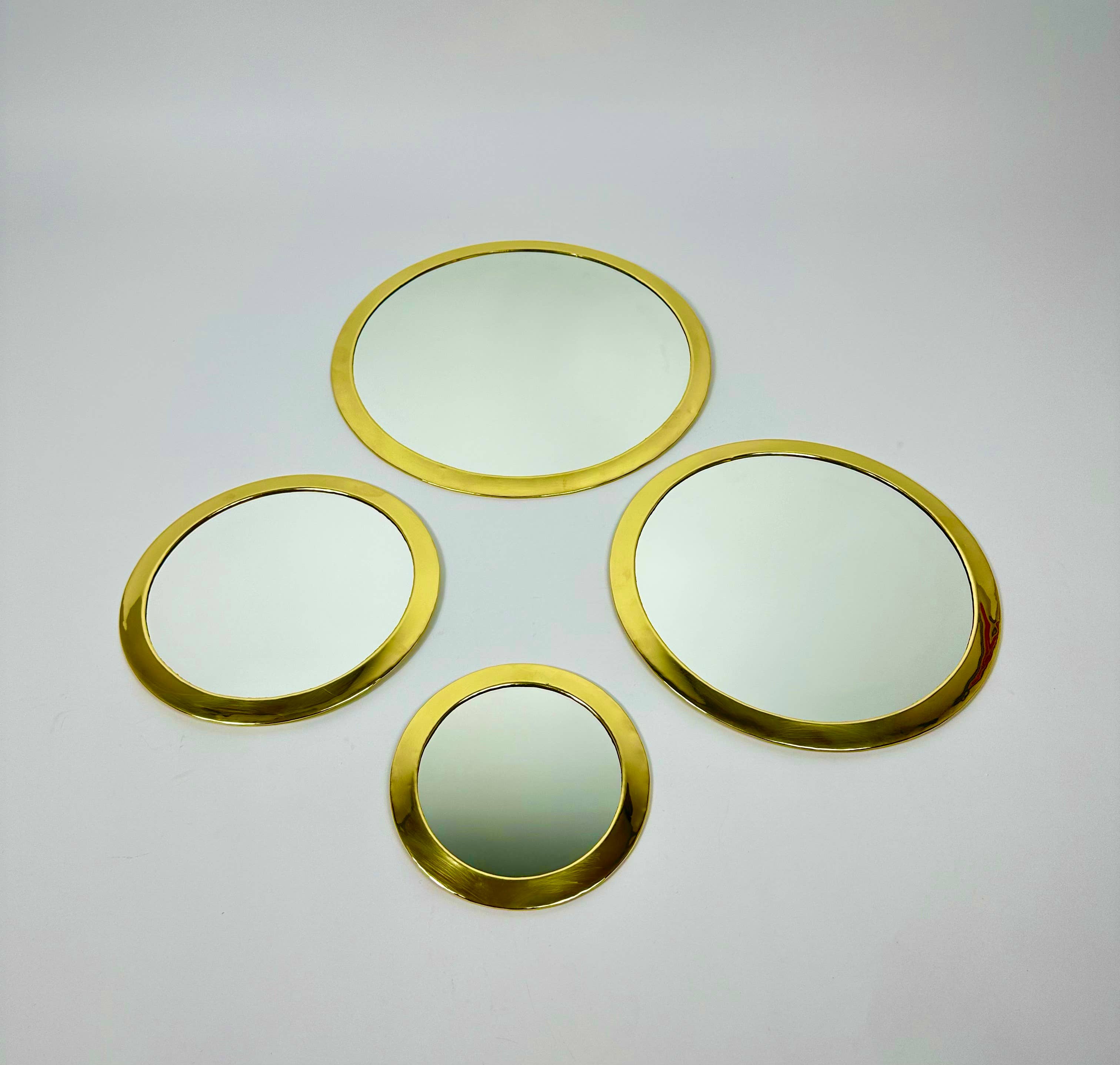 Mikwi - Wholesale Wall Mirror - Set of 4 Brass Mirrors, Moroccan Round Mirror6