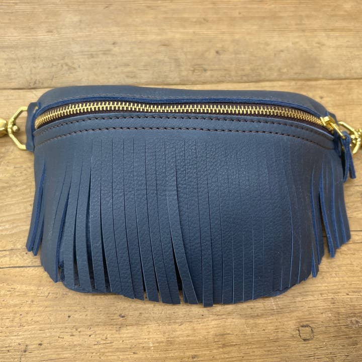 Crossbow Leather – Großhandel Bauchtasche – Damen – GROßHANDEL 3-WEGE-FRANSEN-SIDEKICK6