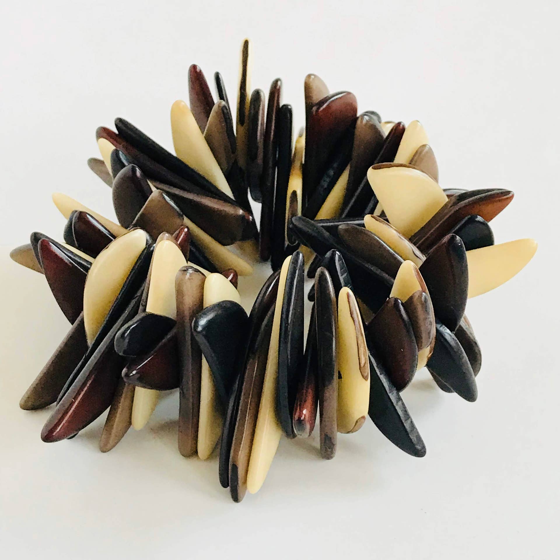 Belart Fair Trade - Wholesale Beaded Bracelet - Tagua Fragment Orilla Statement Bracelet1