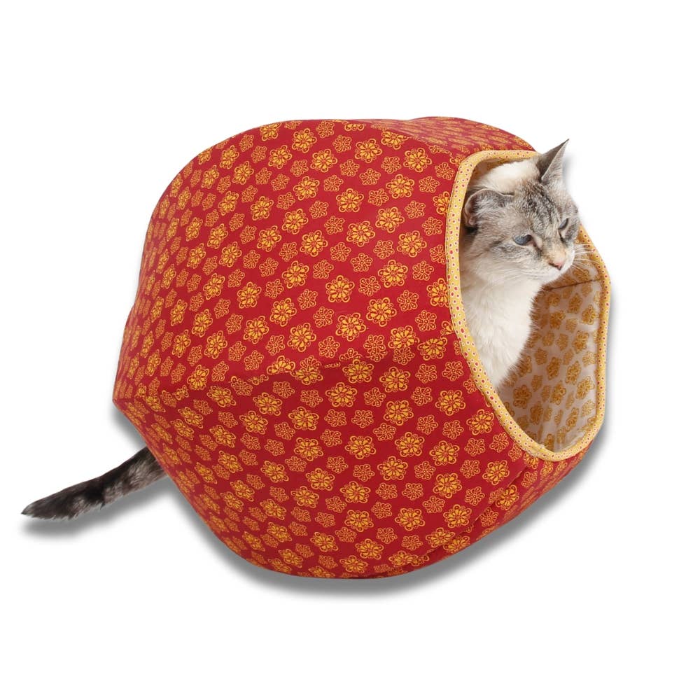 The Cat Ball - Wholesale Pet Bed - Cat - Cat Ball® Cat Bed - A Modern Cat Cave With Two Openings1