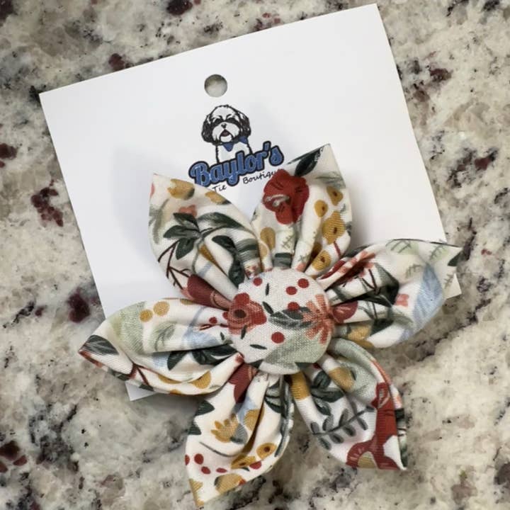 Baylor's Bow Ties - Vente Collier – chien - Collier floral d'automne pour animaux de compagnie Flower, accessoires pour filles et chiens0