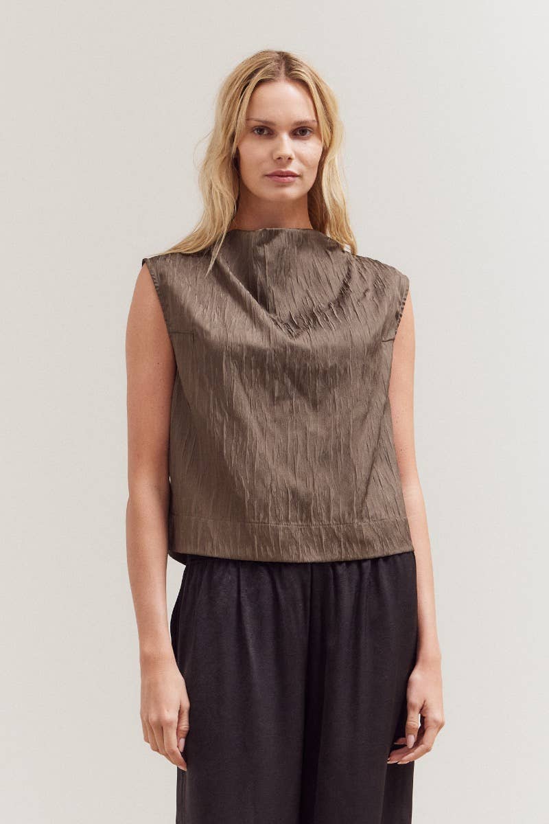 Grade & Gather - Vendita all'ingrosso Camicetta - Donna - 42090 - CANOTTA A COLLO ALTO RANDOM SEER