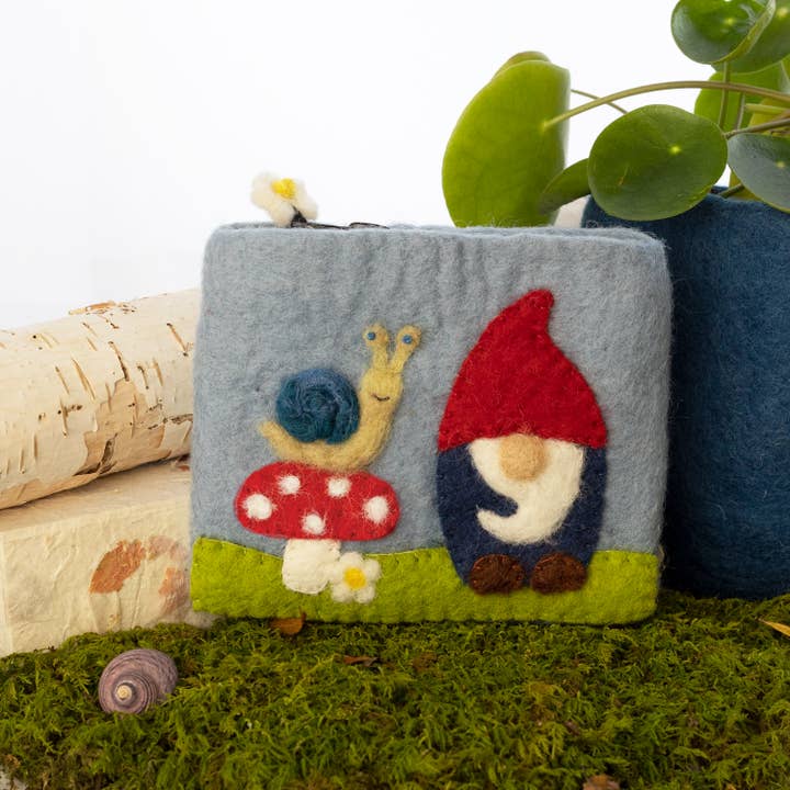 dZi Handmade - Wholesale Coin Purse - Women's - Mushroom Gnome Coinpurse1