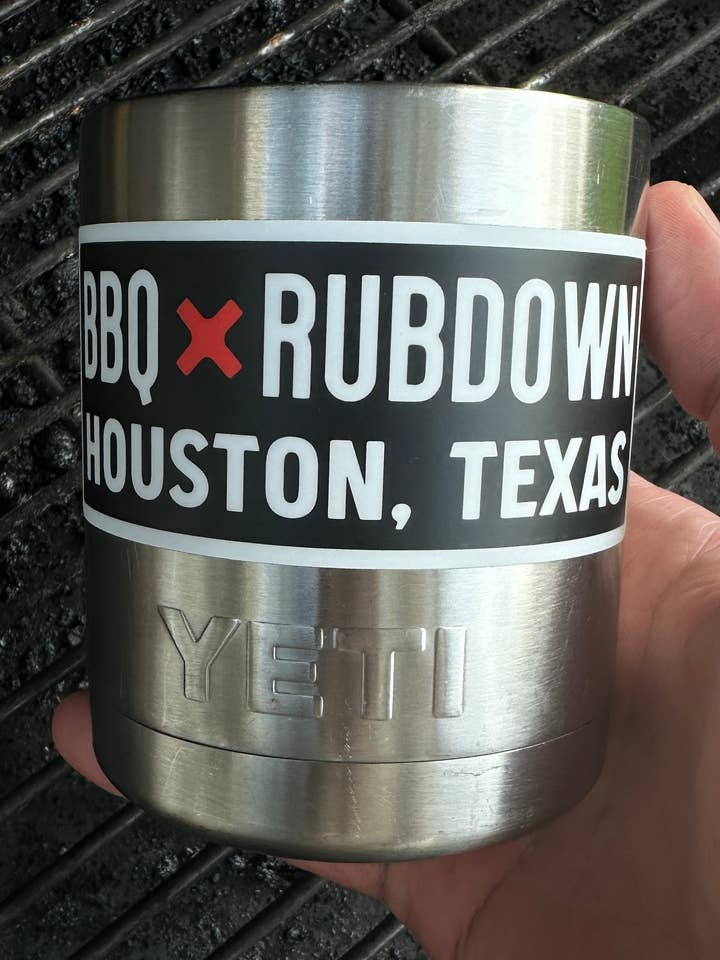 Autocollant avec logo BBQ RUBDOWN Banner - Noir pour la vente par BBQ RUBDOWN