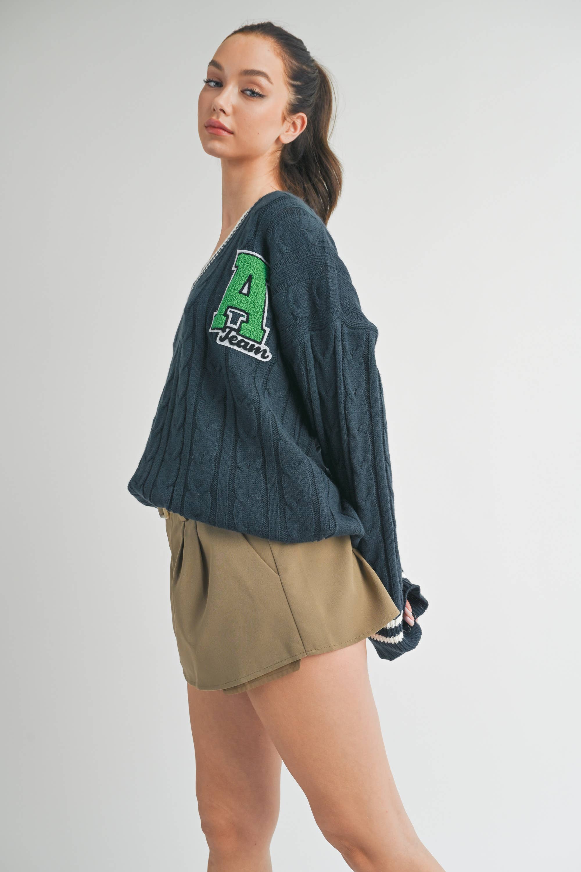 Klesis - Wholesale Knit Sweater - Women's - IT2990 VARSITY PATCH V NECK CABLE KNIT SWEATER4