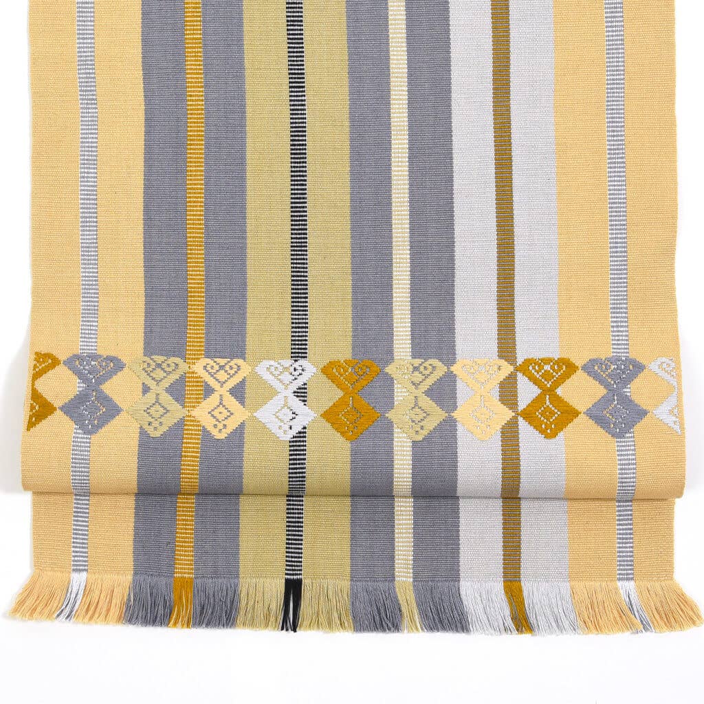 Mayamam Weavers - Wholesale Table Runner - Artisan Made Guatemalan Hand Woven Celebration Table Runner12