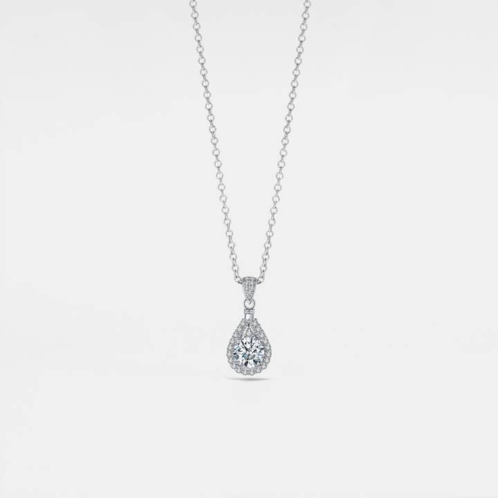 Halsketting met druppelvormige moissanite-hanger in 925 sterling zilver voor wholesale door Perimade & Co. LLC