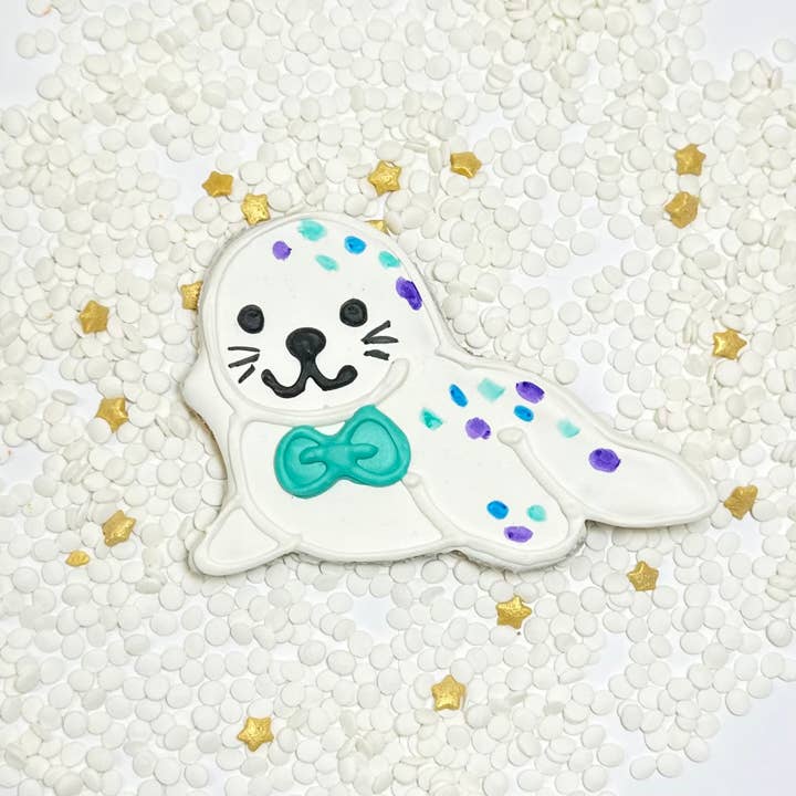 Lucky Biscuit Pet Bakery - Wholesale Pet Treats - Dog - Arctic Tails Cookie Collection1