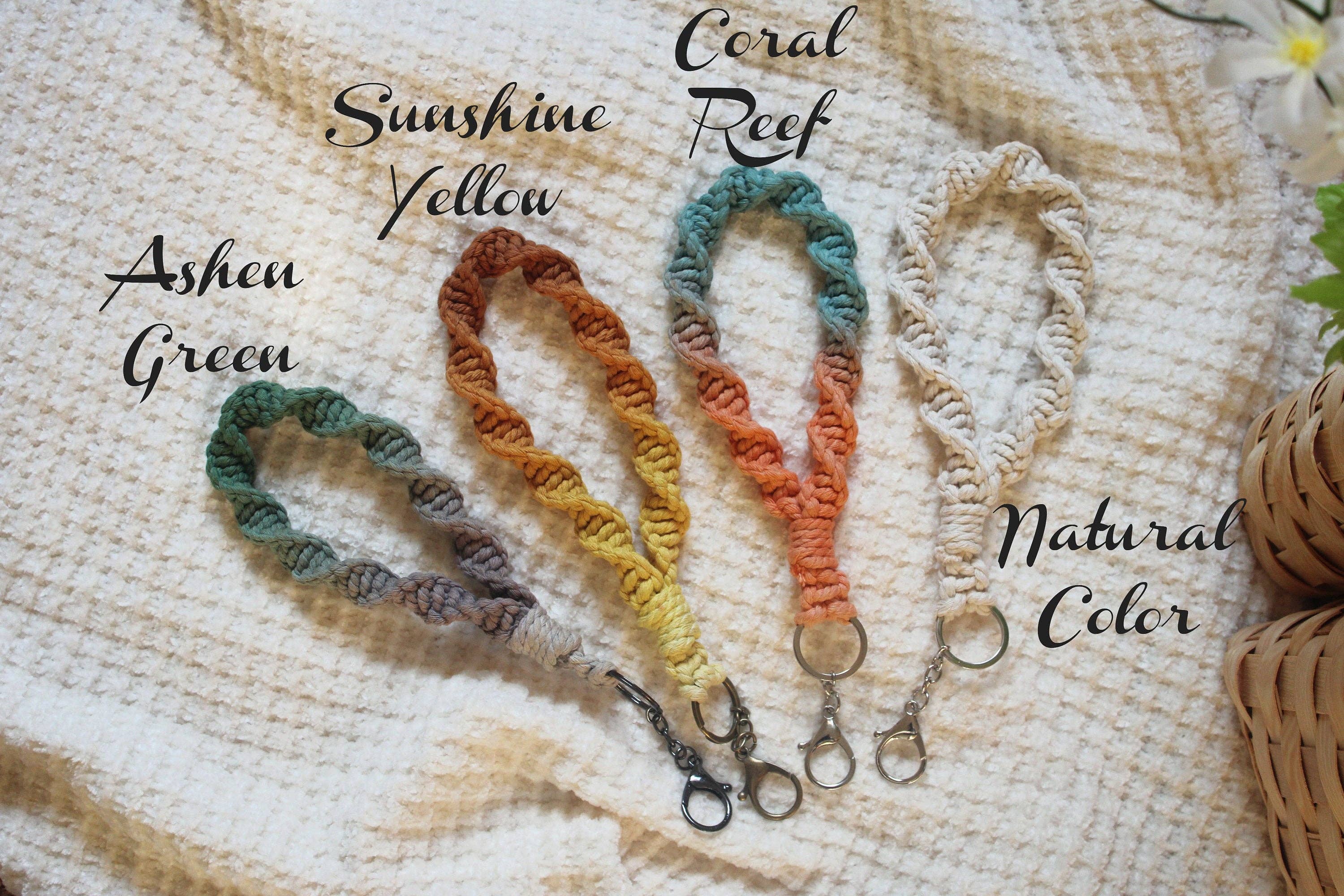 Handmade By Uruba - Vendita all'ingrosso Bracciale portachiavi - Portachiavi da polso in macramè colorato a mano con sfumature8