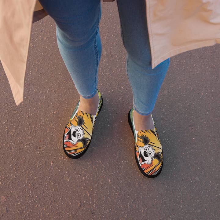 4legz - Wholesale Slip-on trainers – Women′s - Happy Dog Comic Background Women’s slip-on canvas shoes4