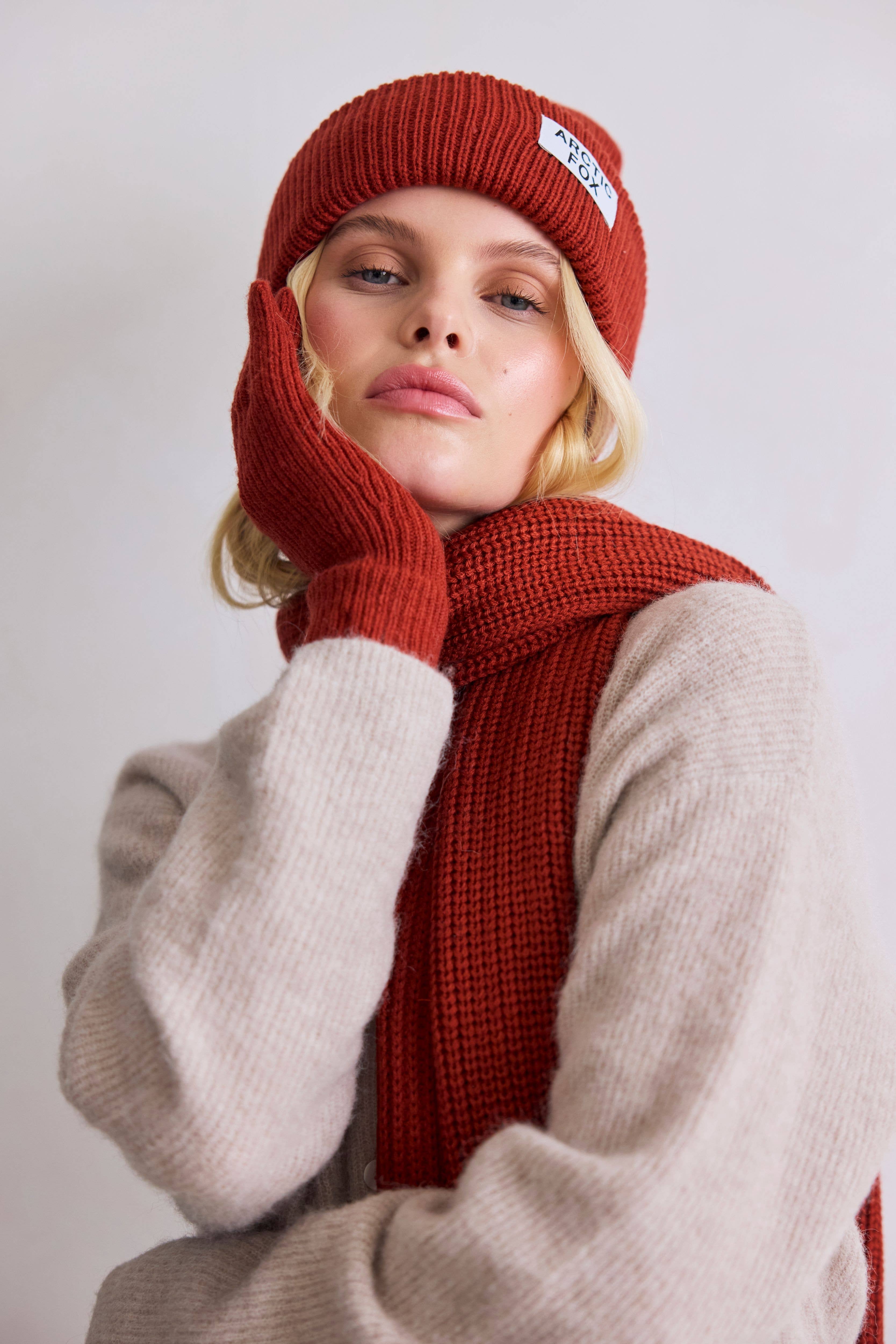 ARCTIC FOX & CO. – wholesale Gloves – Women's – Recycled Bottle Gloves - Deep Terracotta - AW252