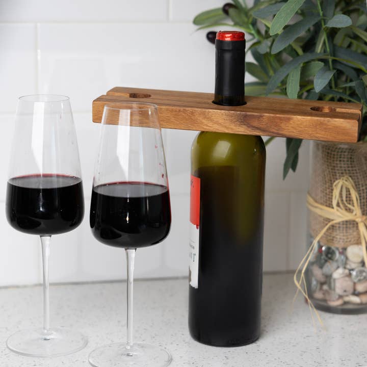 Fox Run Brands – Suporte de vinho por atacado – Suporte para Copos de Vinho em Madeira de Acácia Ironwood para Garrafas de Vinho2