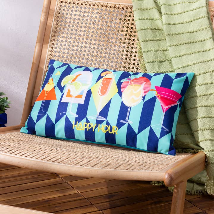 Coussin d'extérieur Happy Hour bleu pour la vente par Riva Home