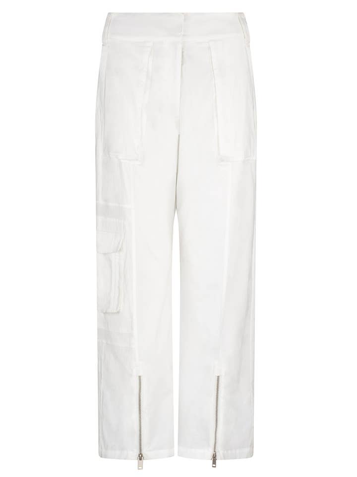 Capable Pant for wholesale by dref.official