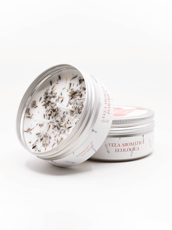 Eco-friendly Fig and Lavender Candle for wholesale by Daki saboaria artesanal