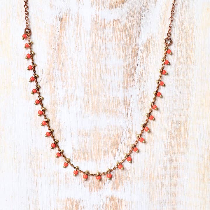 Short thin, delicate necklace decorated with glass beads/handmade for wholesale by Atelier Vivienne