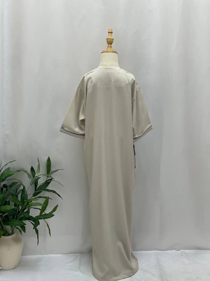 Palestinian Elegance - Wholesale Dress - Kids - Kids' High-Quality Thobe - Multiple Sizes and Colors18