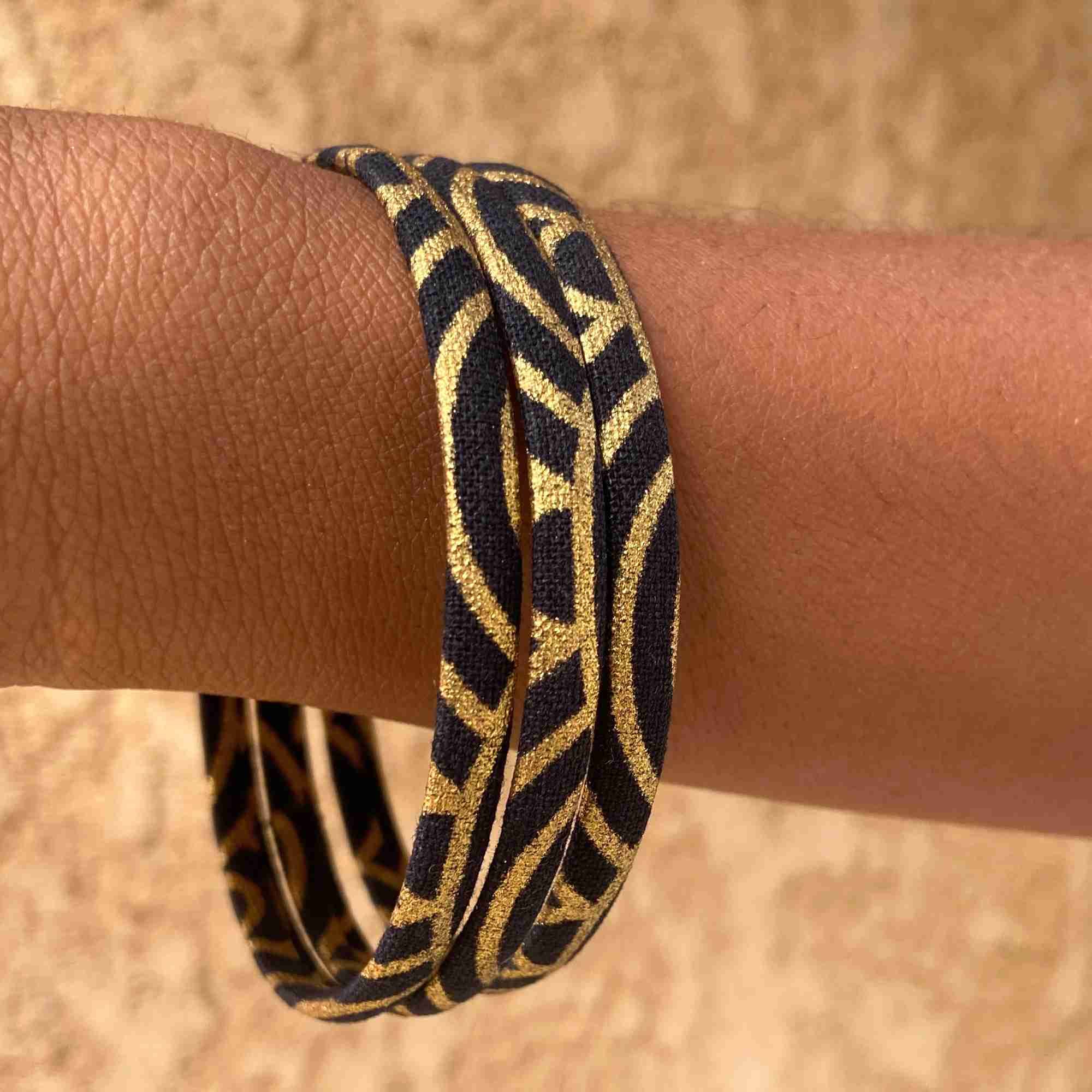 Melokane - Vente Bracelet jonc - Bracelet en tissu Japonais authentique Seigaiha noir/doré1