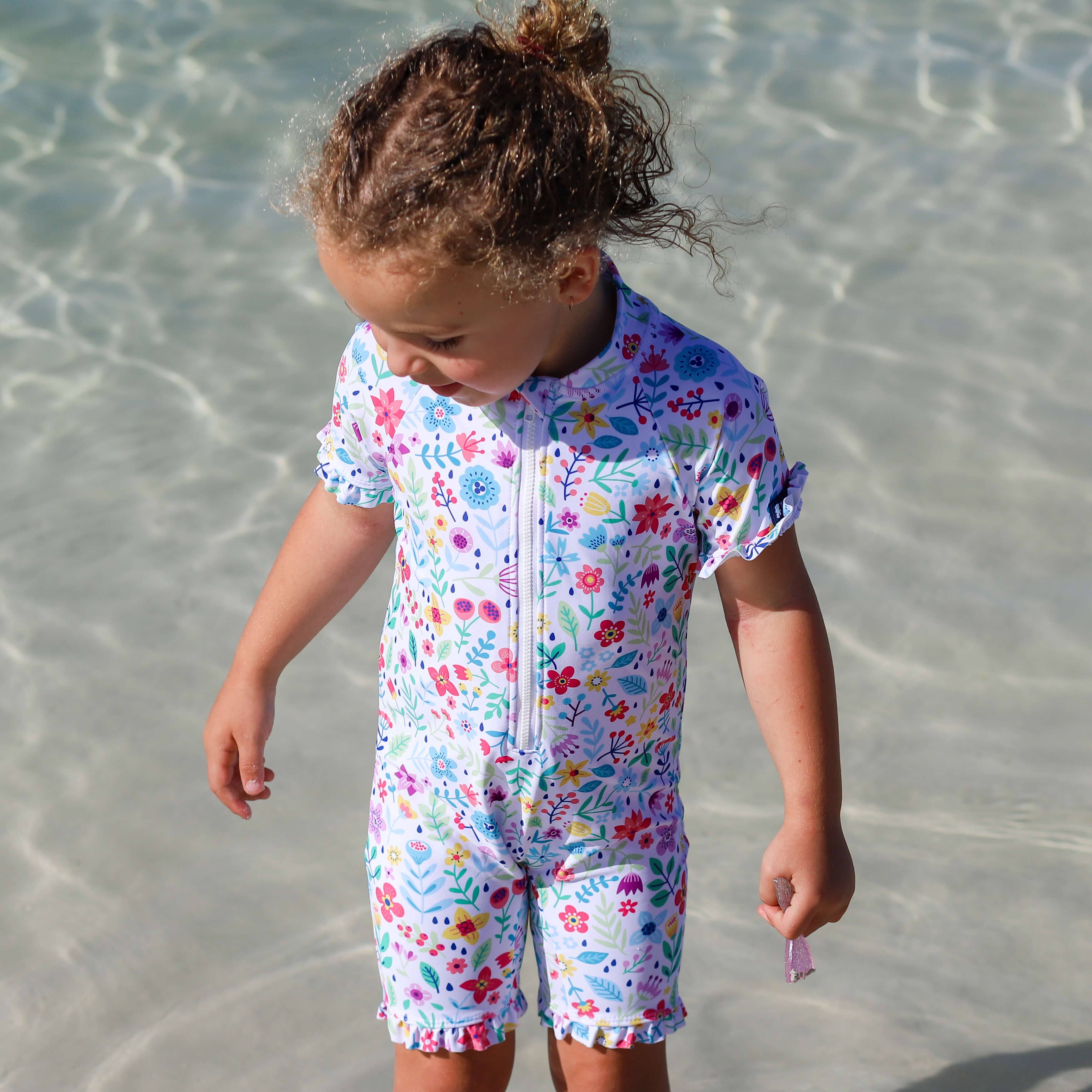 Tic Tas Togs - Vendita all'ingrosso Costume intero - Bambini - Costume da sole con volant | Ditsy Daisy2