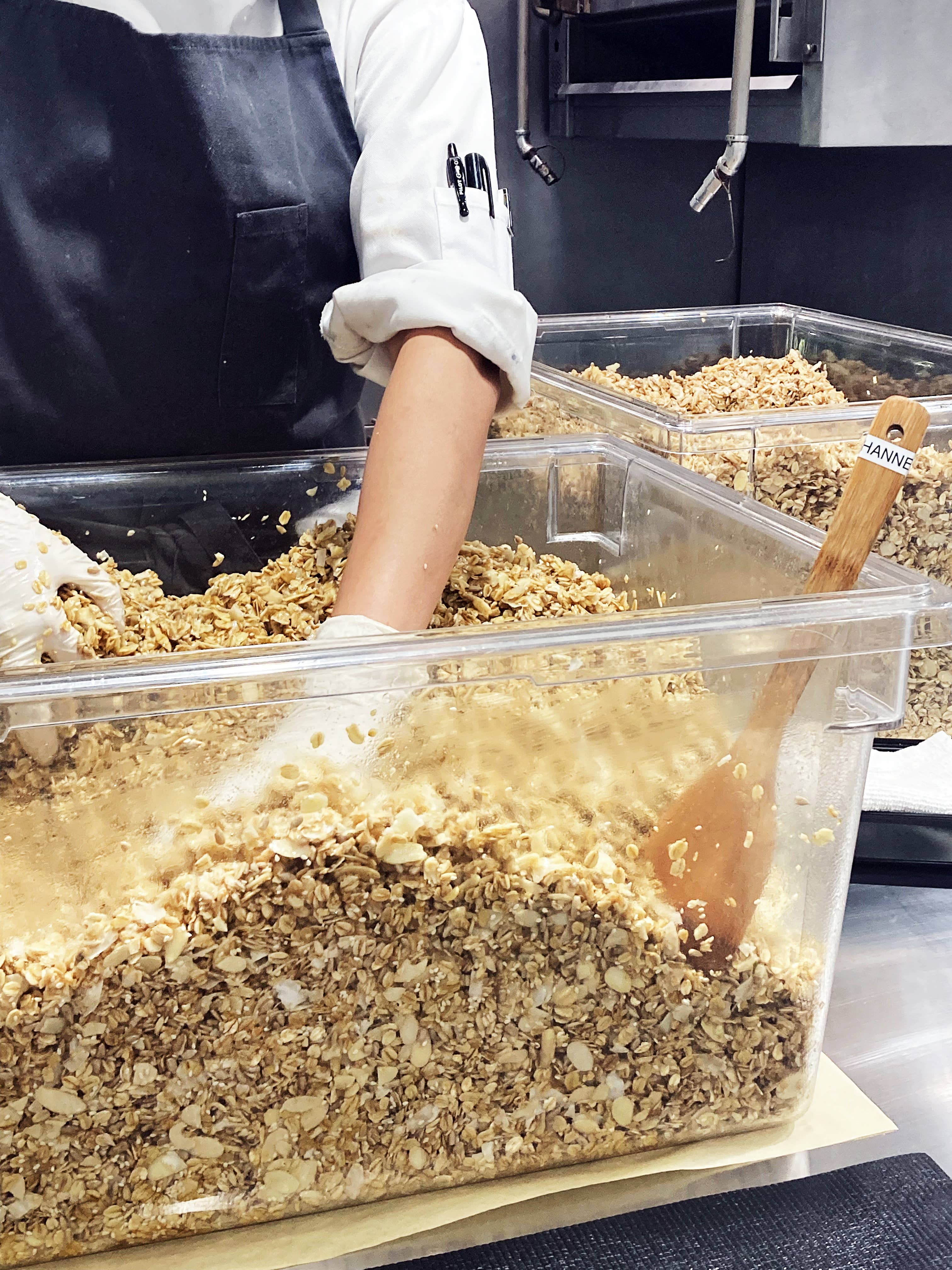 Eleven Madison Home - Wholesale Granola - Banana Berry Granola 18.7oz Jar7