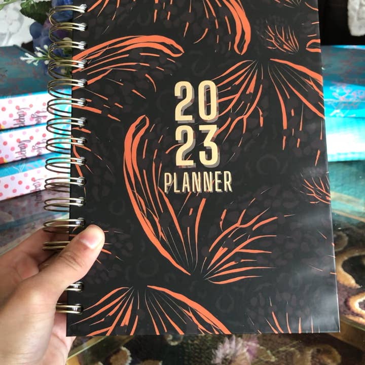 Agenda à spirales « Butterfly Brownies » 2023, format A5 pour la vente par Amy Designs