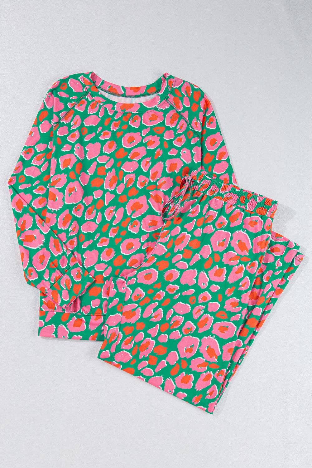 Lovesoft - Wholesale Lounge Set - Women's - Green Plus Size Printed Long Sleeve and Pants Lounge Set3