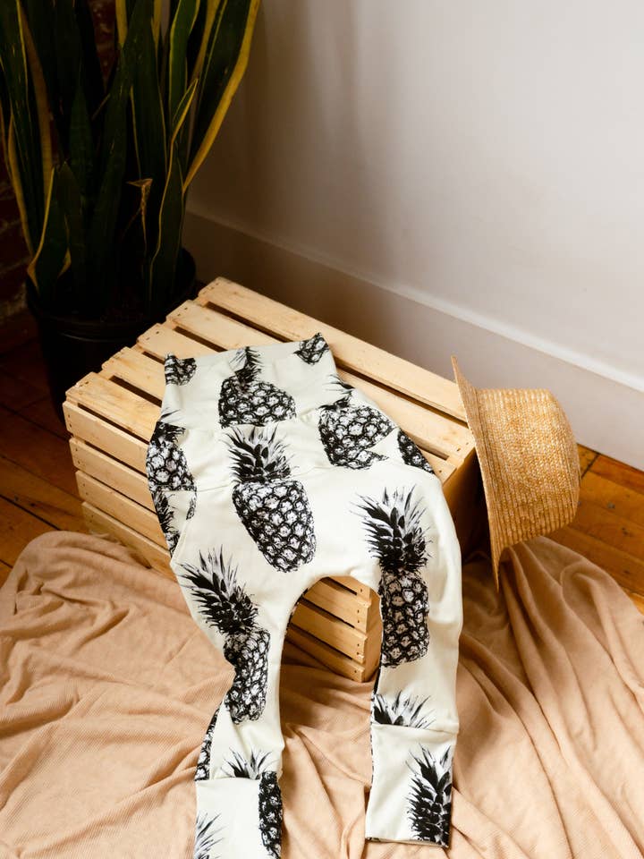 Harem Little Pineapple for wholesale by Little Yogi Company