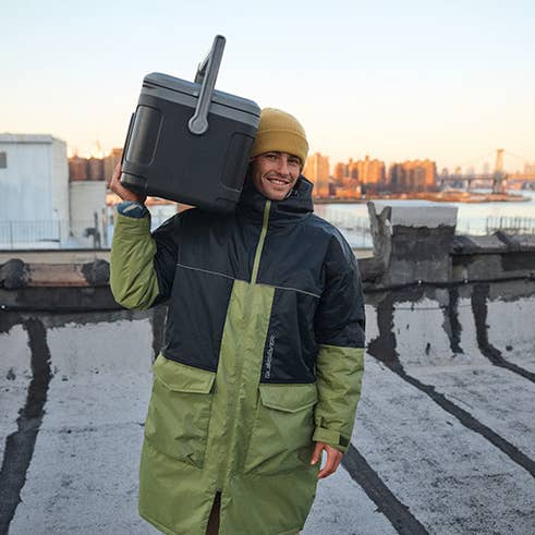 Quiksilver Hydration - Wholesale Cooler/Cooler Bag - Huntington Hard Box Cooler with Speakers 2