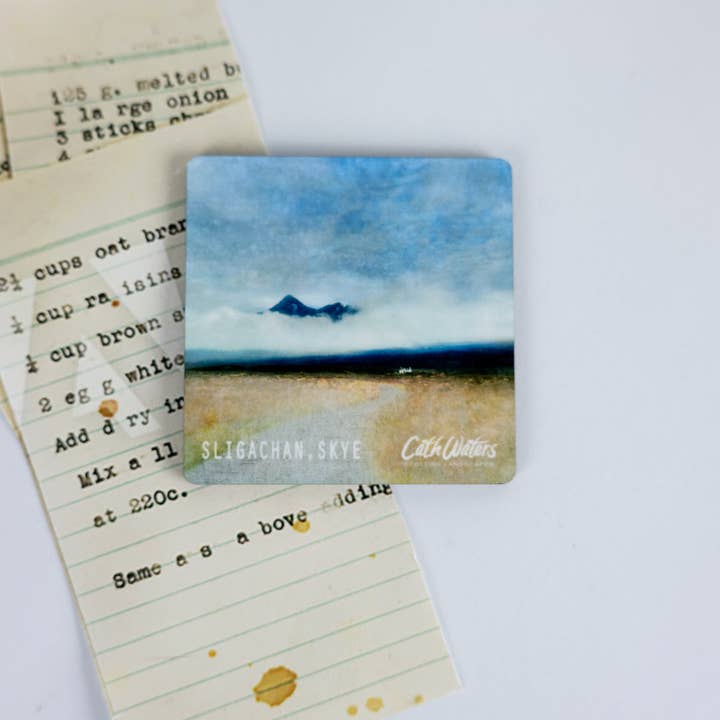 Cath Waters Scottish Landscapes – wholesale Magnet – Cuillin Cottage Sligachan Isle of Skye Fridge Magnet1