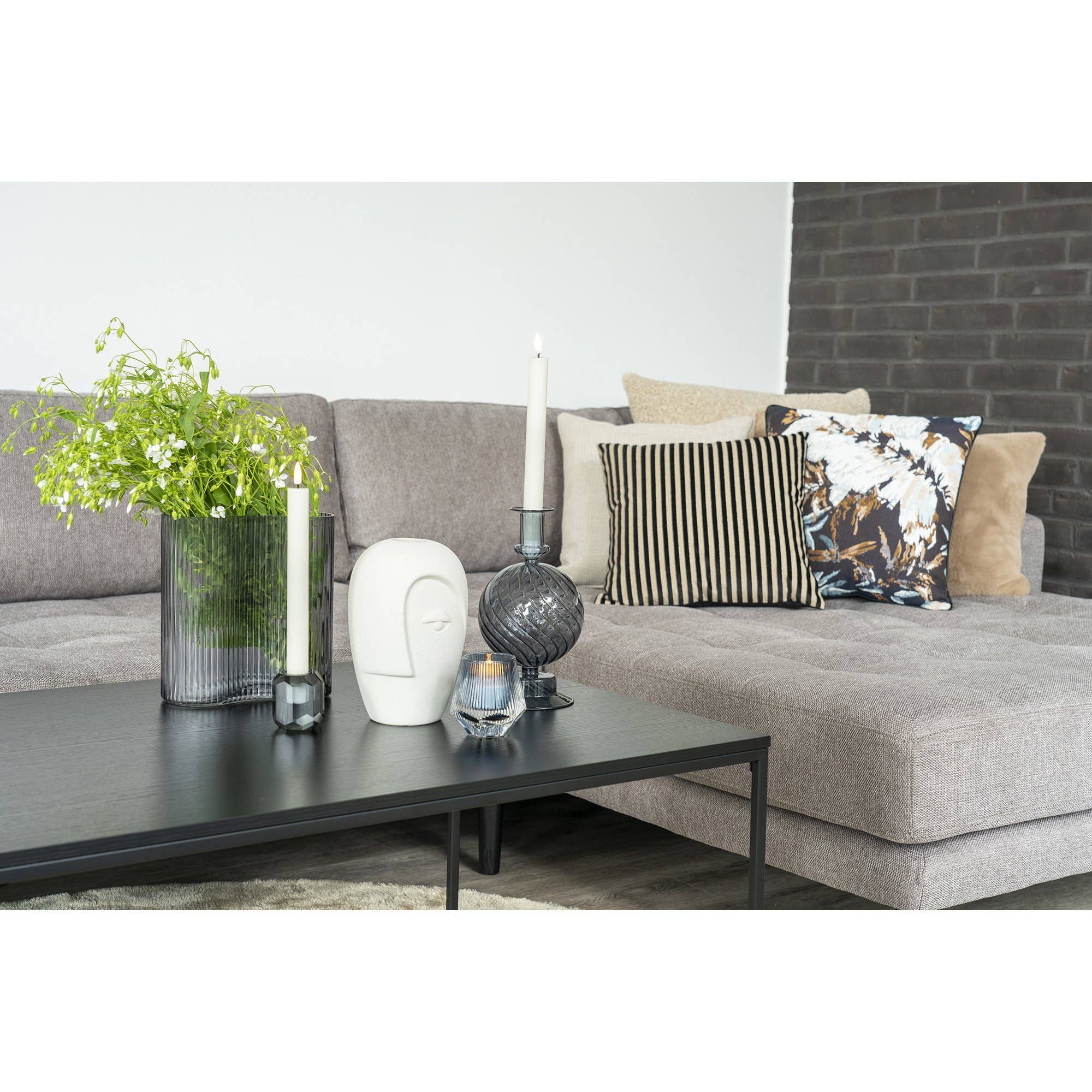 Sand Vase sand. face. 12.5x13x19.5 cm for wholesale on Faire1