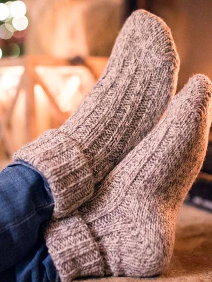 The Cozy Sheep - Wholesale Socks - Unisex - Wool socks - Light grey1