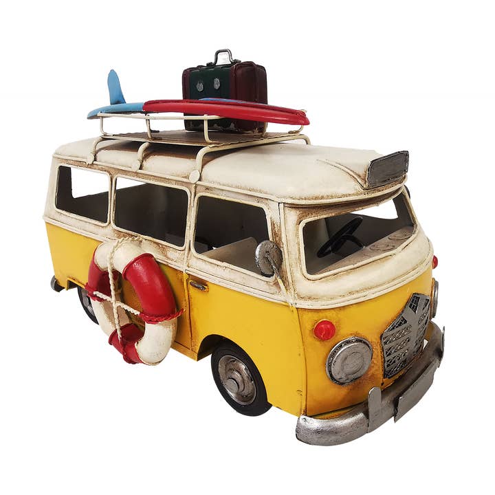 Bus en métal VW avec planche et bagages pour la vente par Boxman
