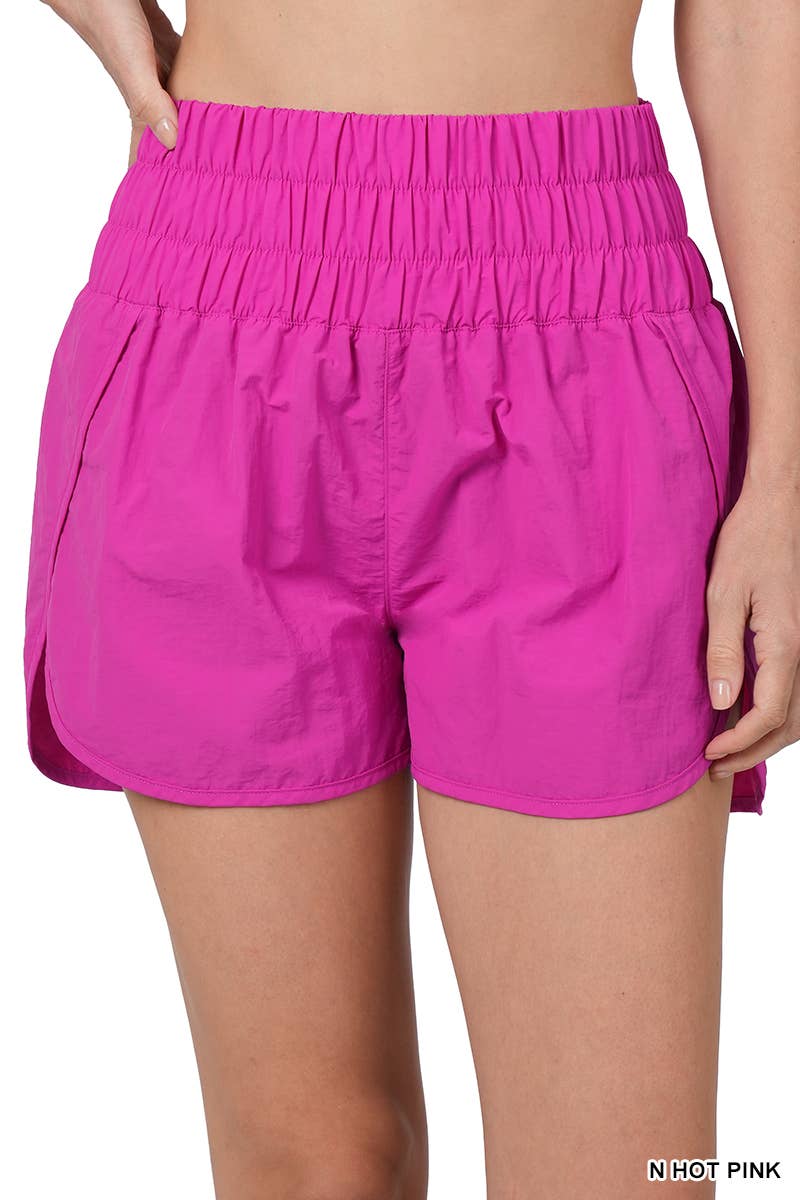 42POPS - Vente Short – femme - Short coupe-vent avec doublure et poche arrière en mesh46