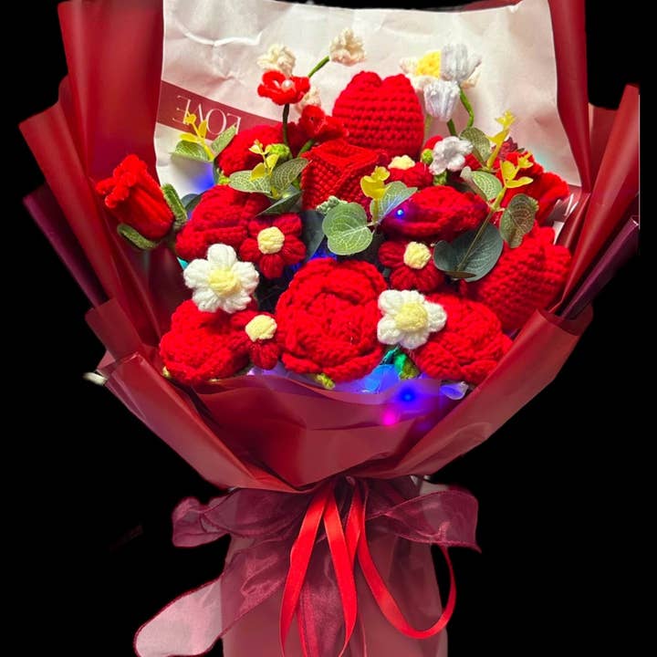 Large Crochet Roses Bouquet Red for wholesale on Faire