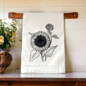 Aunt Martha's® 28x28 Flour Sack Tea Towels BULK Bundle of 50 for your store  - Faire