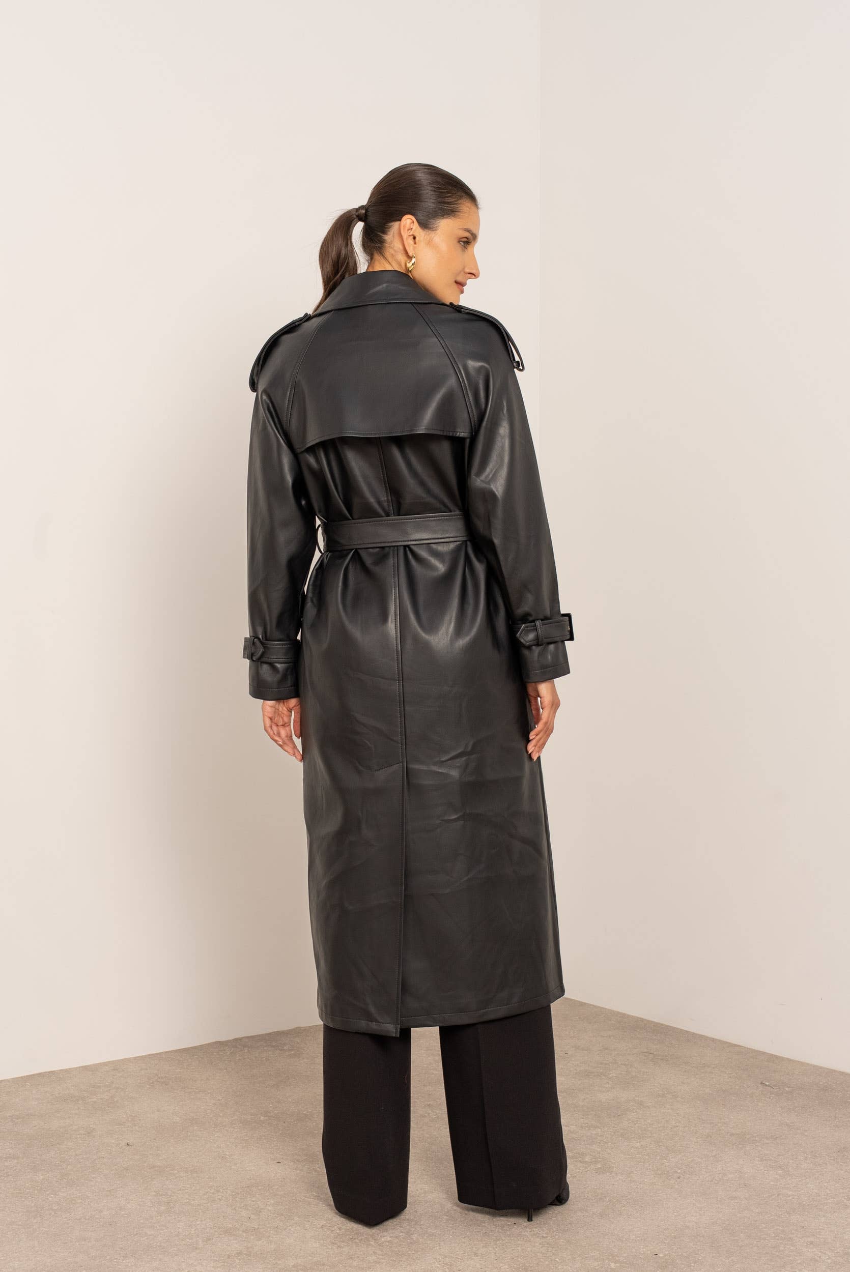 Attentif Paris - Wholesale Trench Coat - Women's - Long vegan leather trench coat3