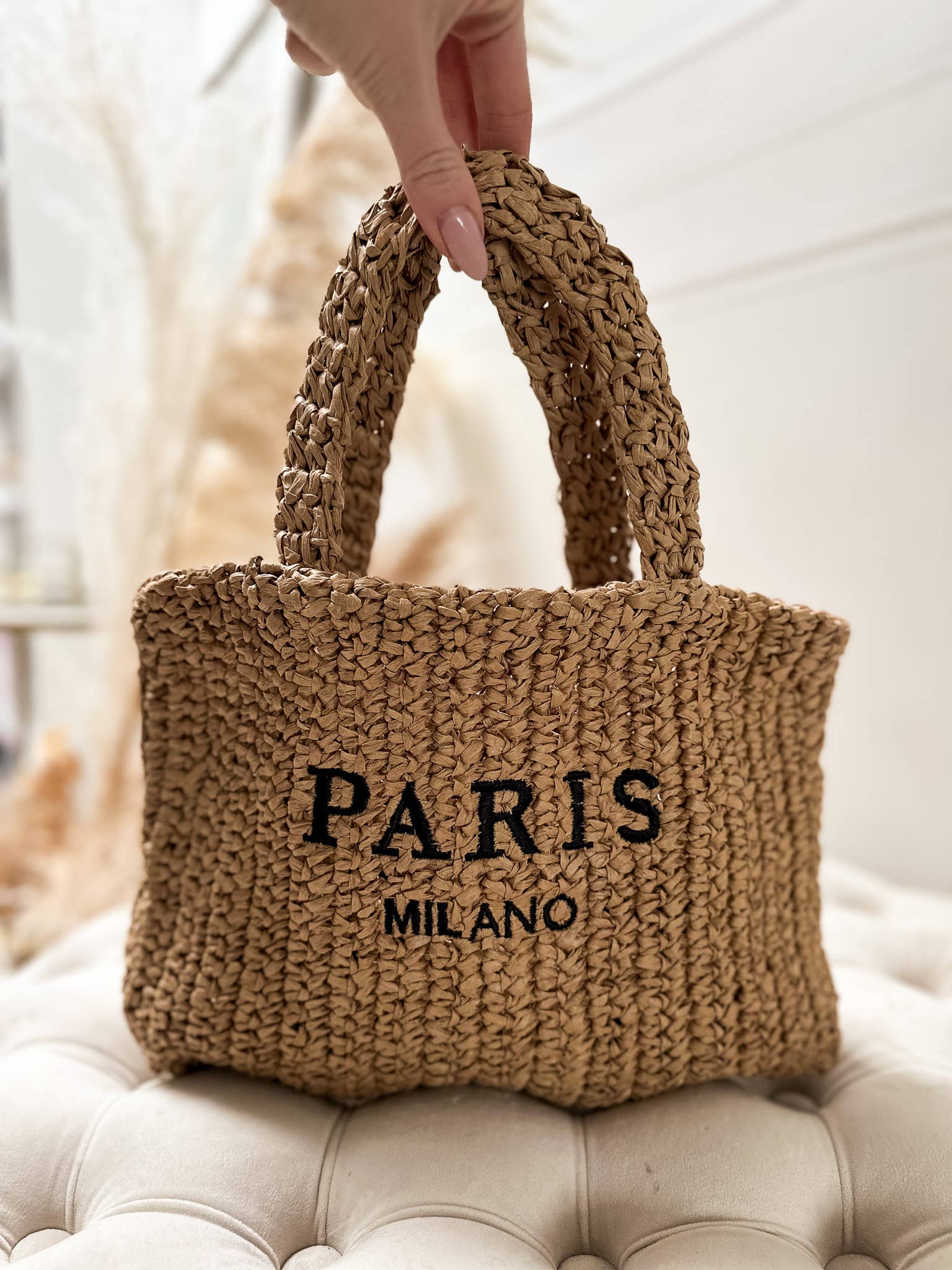 Kiss Couture – wholesale Strandväska – Stråväska med broderi, 25 x 20 cm1