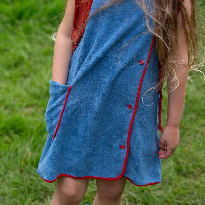 Vestido Clássico Horizon Blue estilo Pinafore em Algodão Felpudo por atacado de Little Green Radicals EU