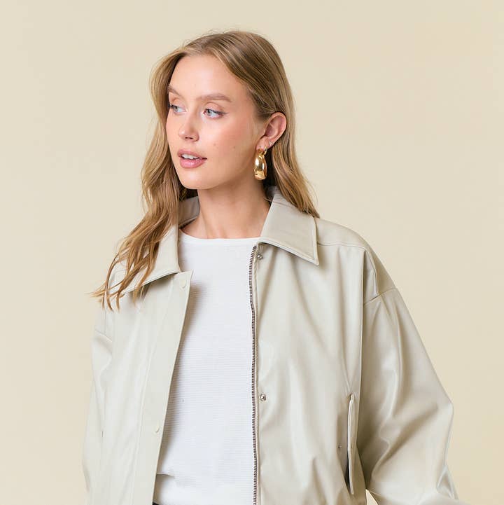 Doe and Rae - Wholesale Bomber Jacket - Women's - OVERSIZED VEGAN LEATHER BOMBER JACKET - 10622J1