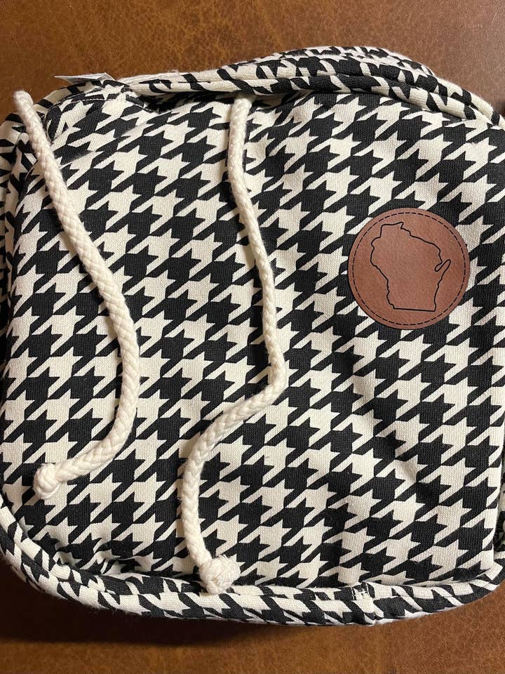 Hoodie à blocs en cuir végétalien pied-de-poule pour la vente par Flags Over Wisconsin