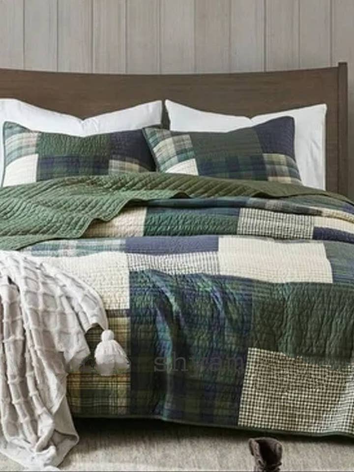 Homesoul Patchwork-Steppdecke aus Baumwolle in Grün für den Großhandel von Homesoul