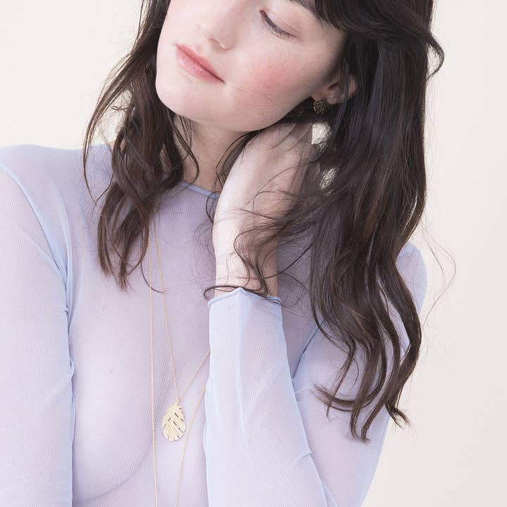 Plumagem - colar de comprimento médio pena Tordo por atacado de Peau de Fleur