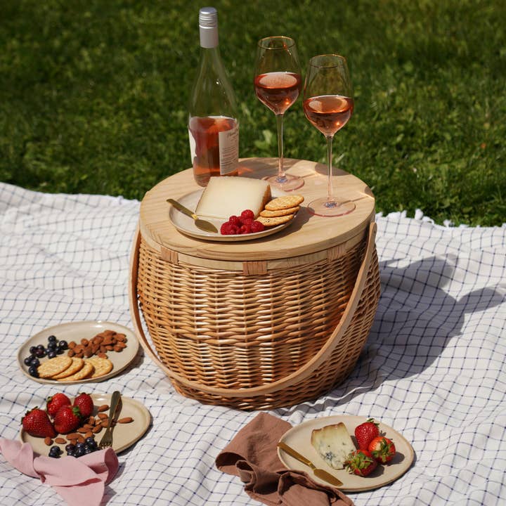 Twine - Wholesale Picnic Basket - Cask Willow Picnic Basket2