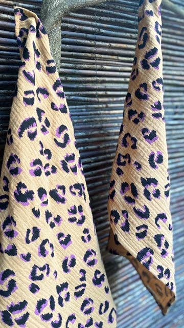 CHARMY - Wholesale Dishcloth - 2 purple leopard hand towels made in France1