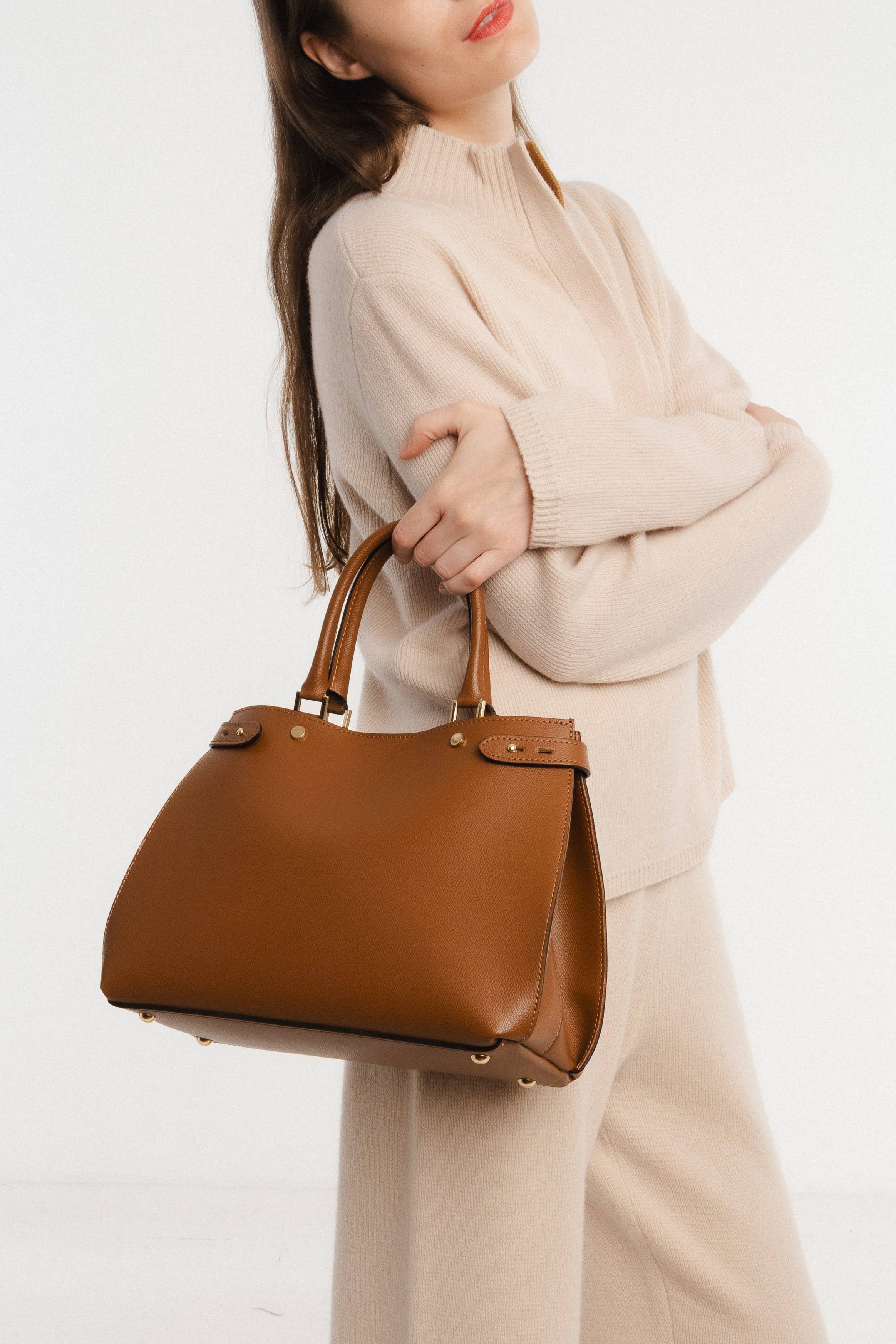 JULIA PARIS - Wholesale Shoulder Bag - Women's - Leather handbag with shoulder strap5